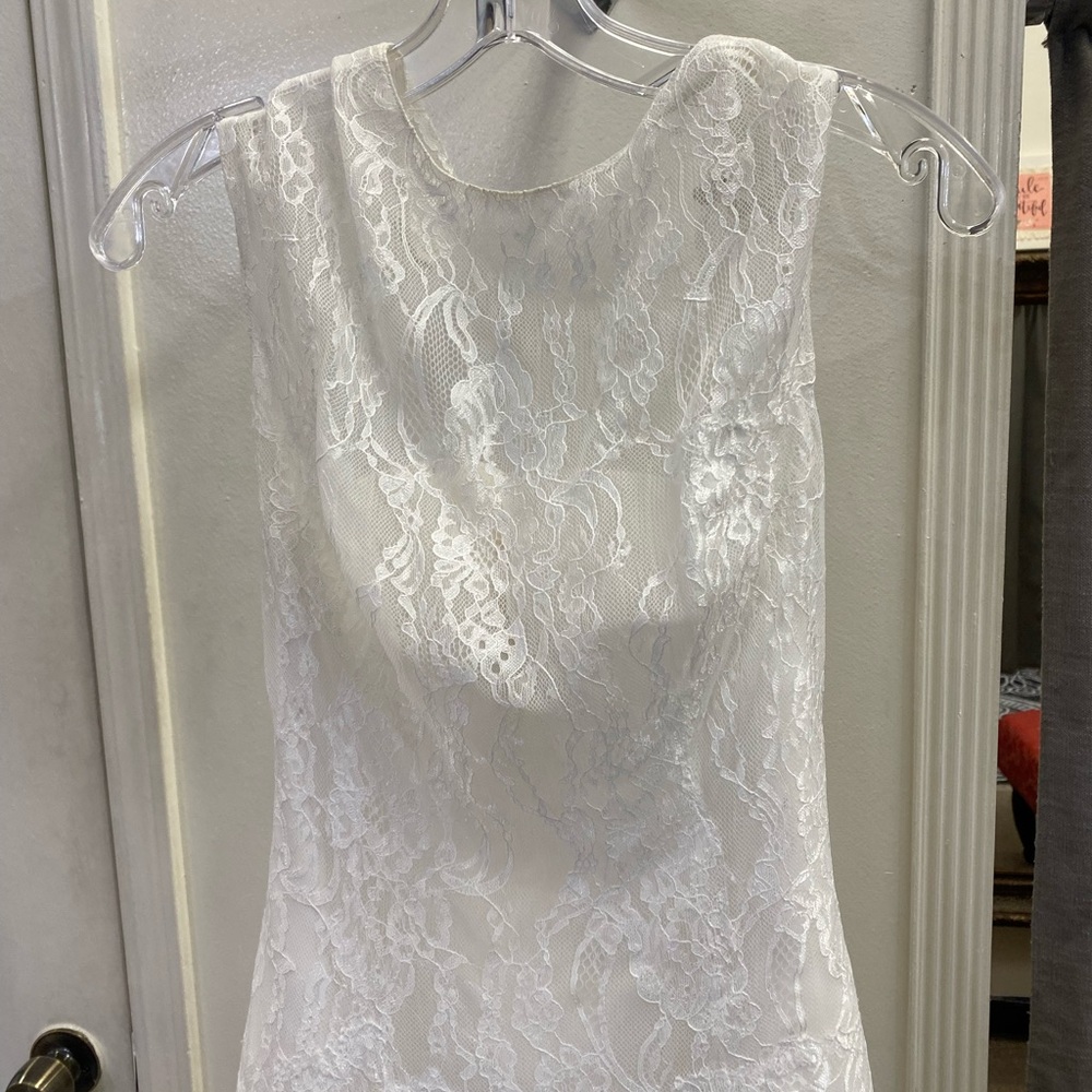 Allure bridal ivory dress in a size 4